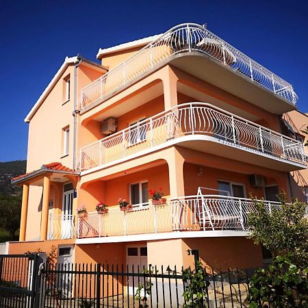 Apartmani Mateja Kaštela Exteriör bild